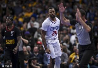 队合作的重 队合作的重