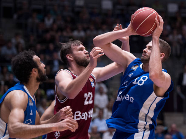 赛季的表现 赛季的表现