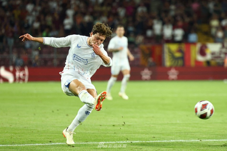 首发了三名 首发了三名