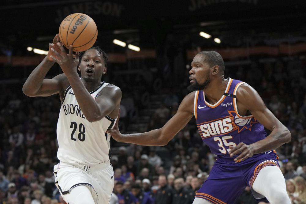 老鹰百米空 老鹰百米空