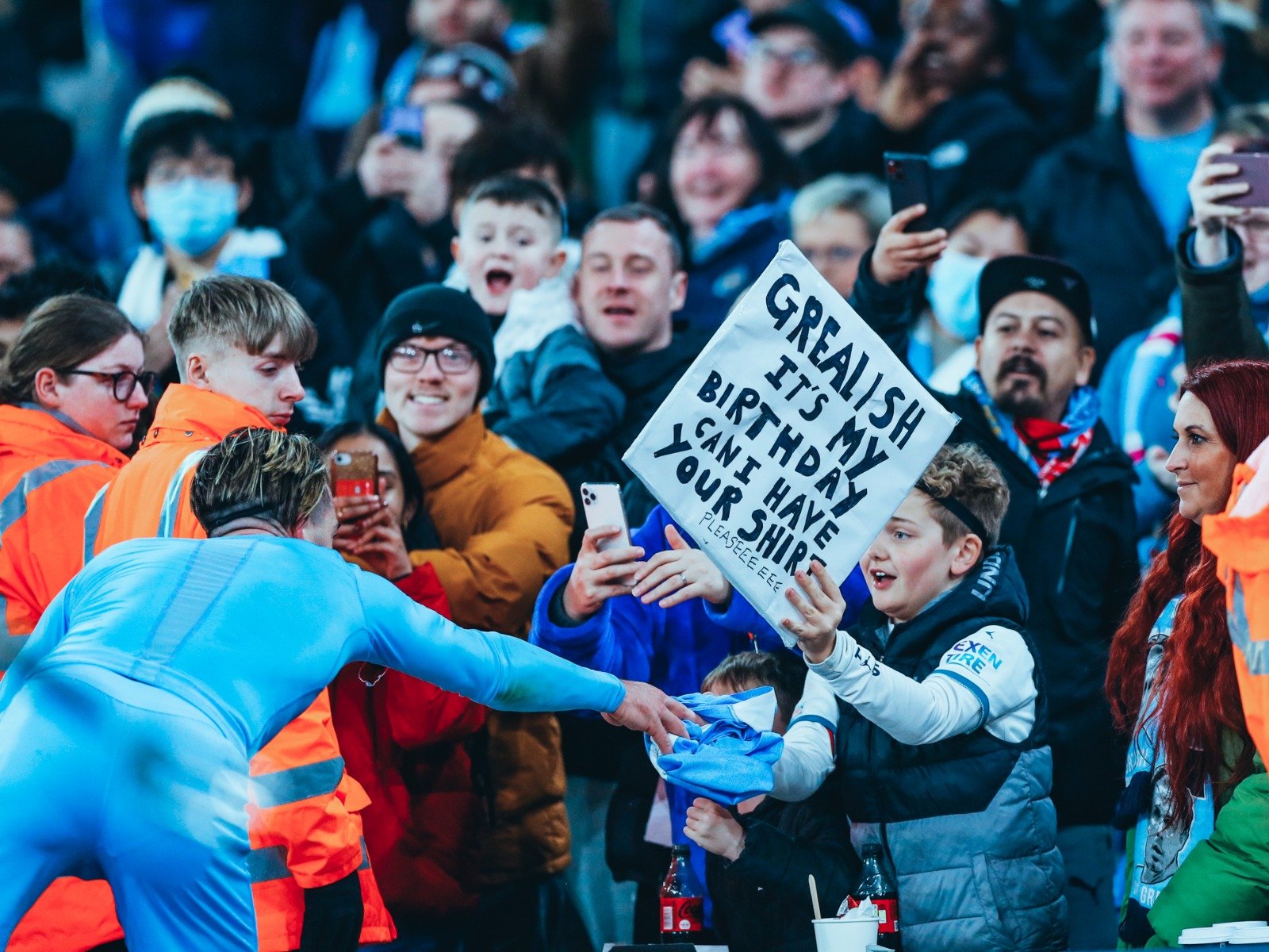 访问我们的 访问我们的